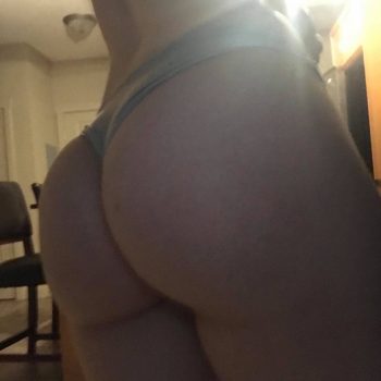 Profil de Salma, 24 ans, Adultère à Grass