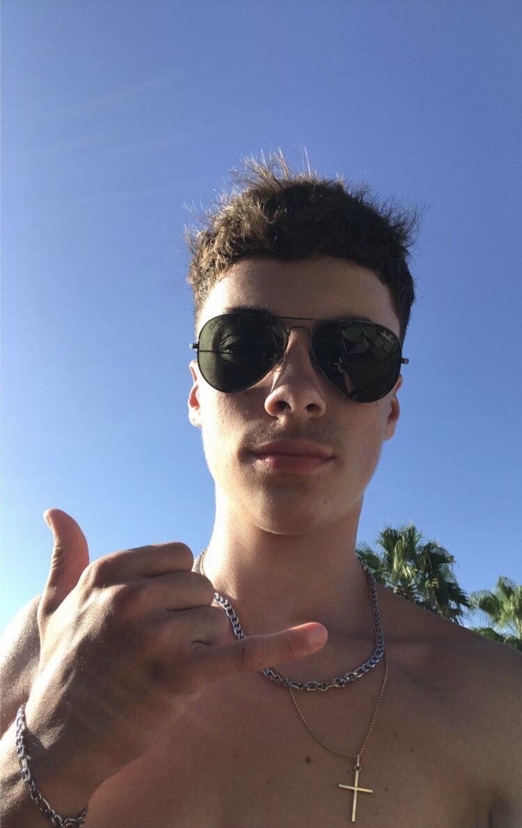 Profil de Loucka, 21 ans, Adultère à Tintesmühle