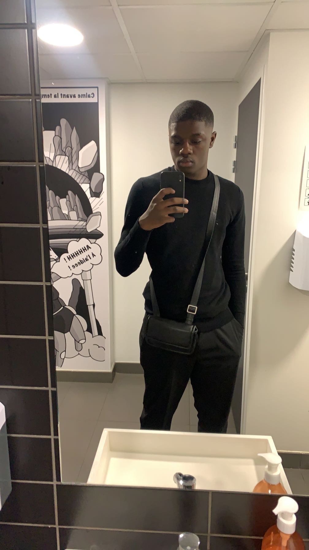 Profil de Lesly, 20 ans, Adultère à Leithum