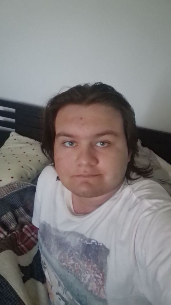 Profil de Brayton, 19 ans, Adultère à Scheidgen