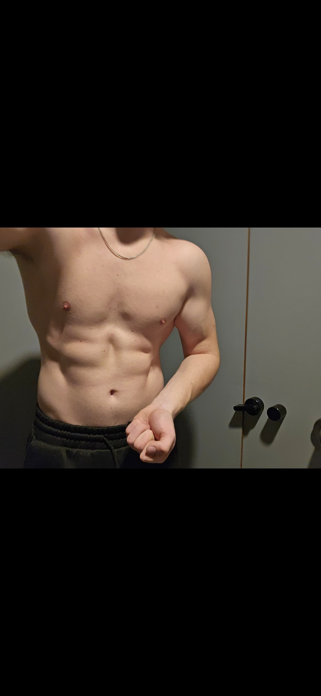 Profil de Kader, 21 ans, Adultère à Liefrange