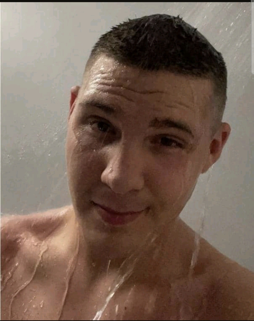 Profil de Ladislas, 25 ans, Adultère à Stockem